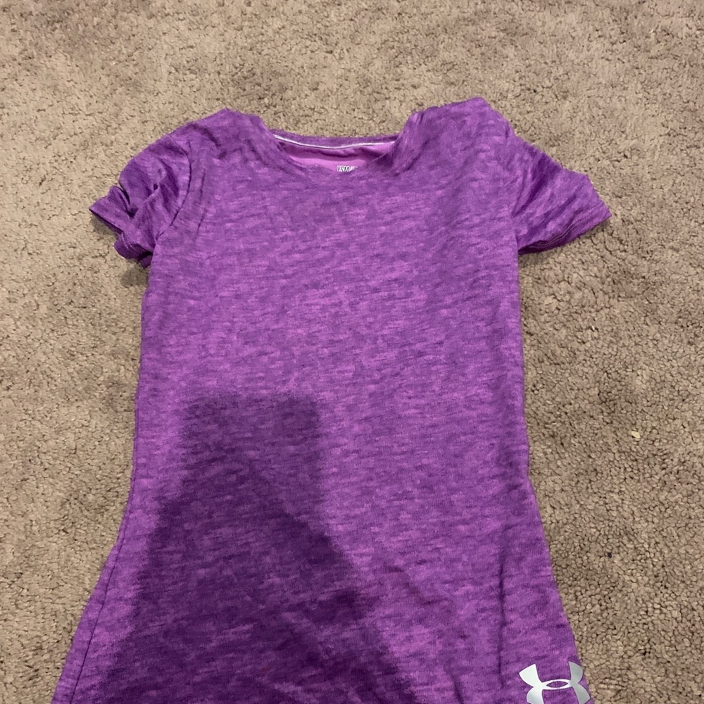 Under armor workout shirt